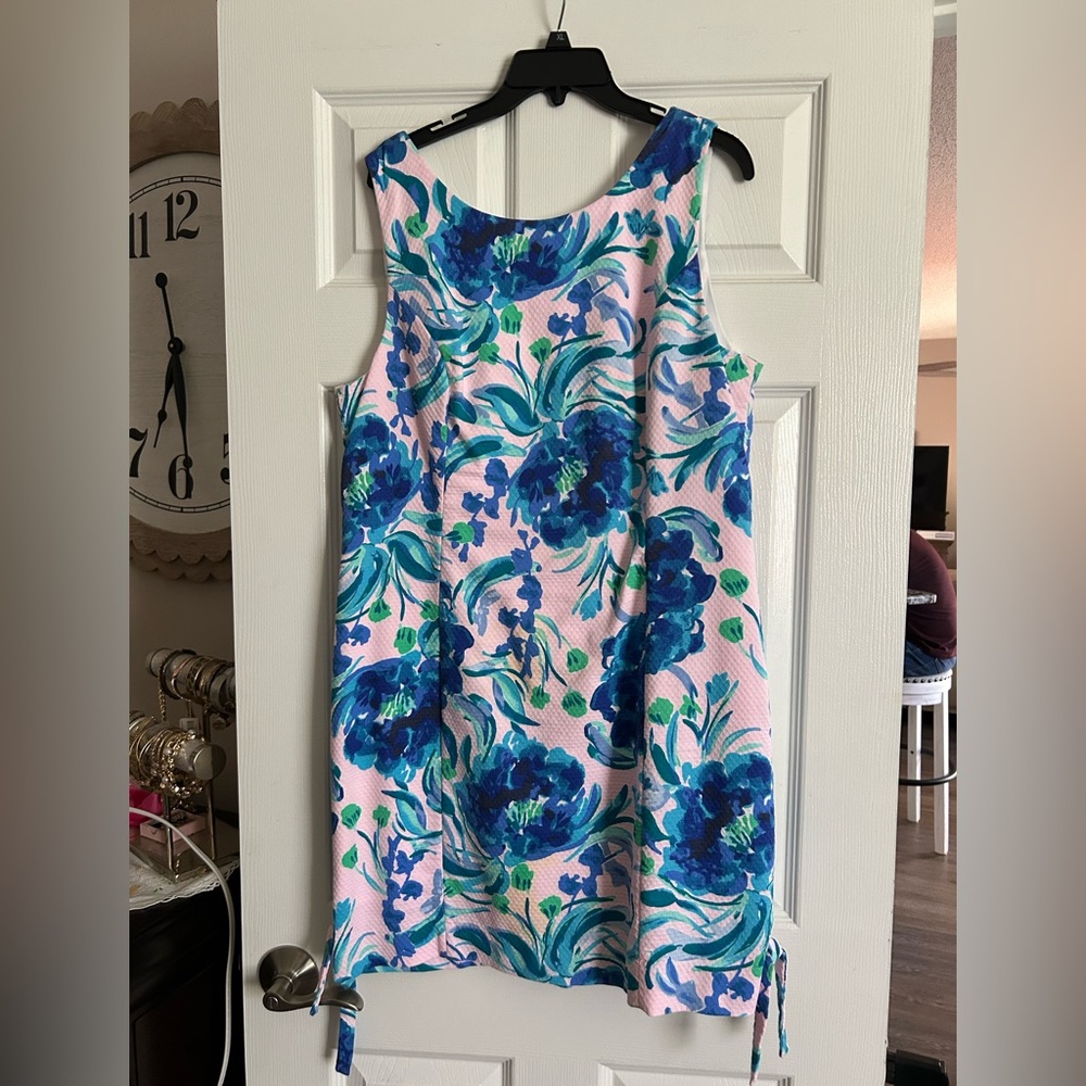 Lilly Pulitzer size 16 gorgeous dress